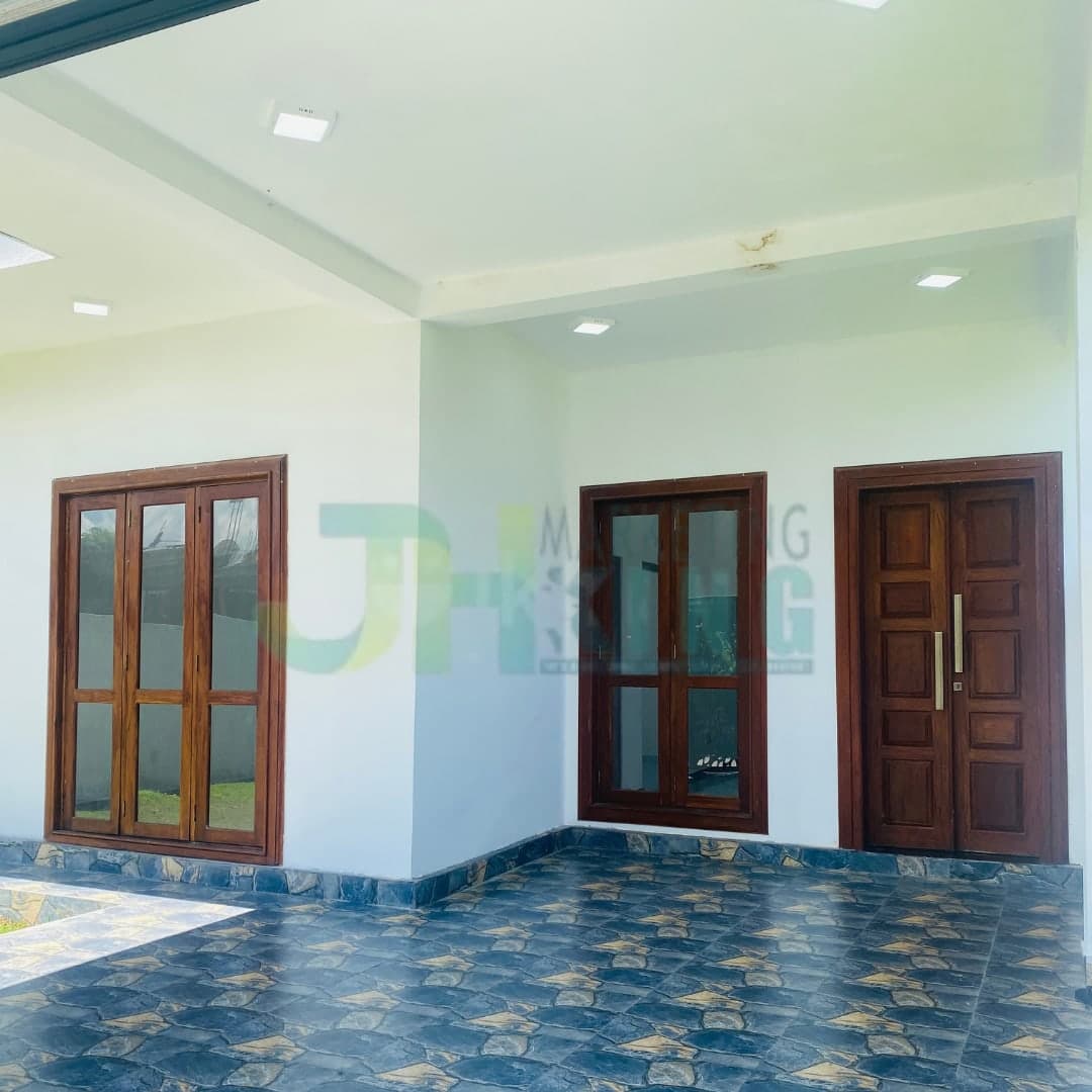 LUXURY BRAND NEW HOUSE FOR SALE IN WATTALA, KERAWALAPITIYA photo 3