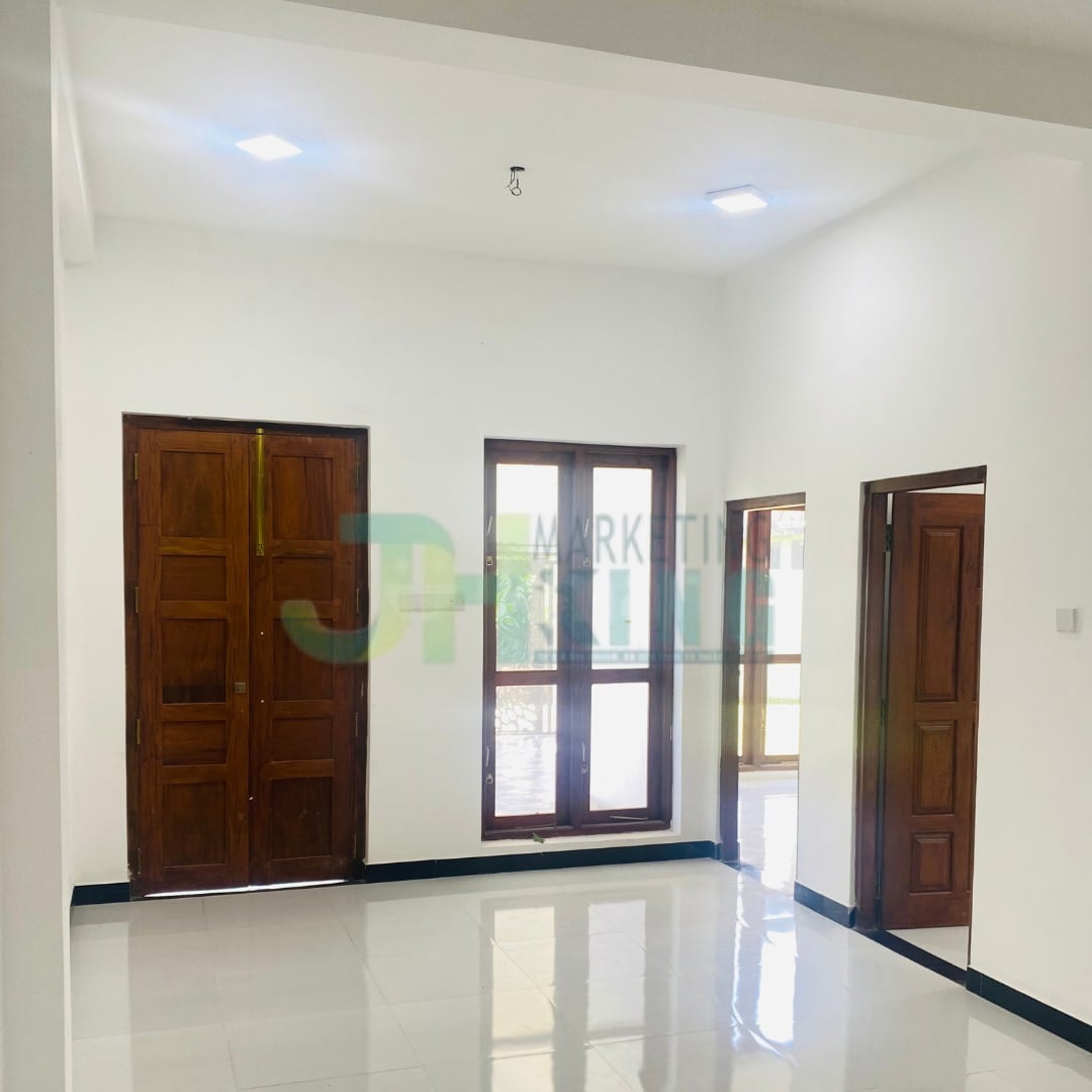 LUXURY BRAND NEW HOUSE FOR SALE IN WATTALA, KERAWALAPITIYA photo 11
