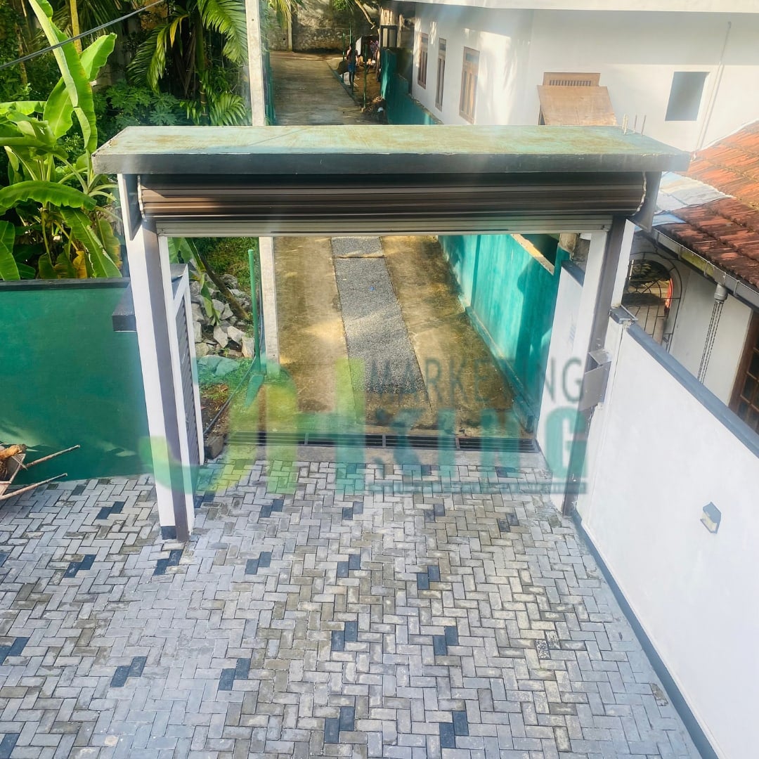 BRAND NEW LUXURY TWO STORY HOUSE - SIYAMBALAPE photo 7