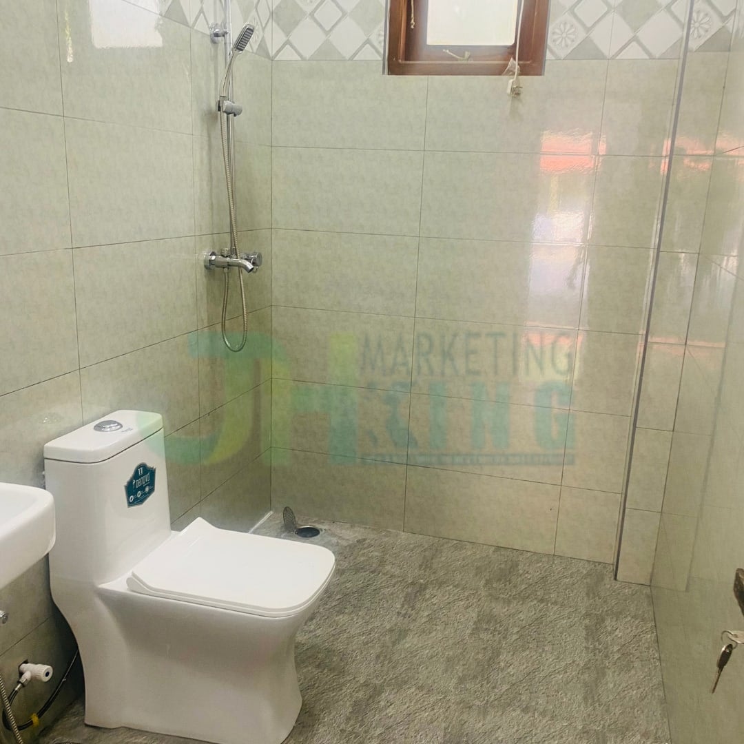 BRAND NEW LUXURY TWO STORY HOUSE - SIYAMBALAPE photo 9