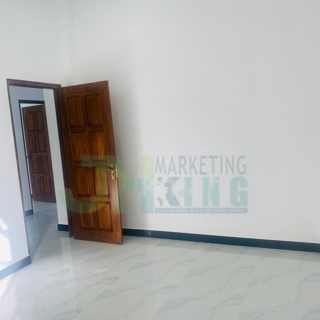 BRAND NEW LUXURY TWO STORY HOUSE - SIYAMBALAPE photo 8