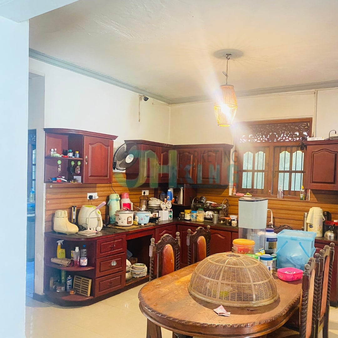 TWO-STOREY HOUSE FOR SALE IN KIRIBATHGODA photo 8