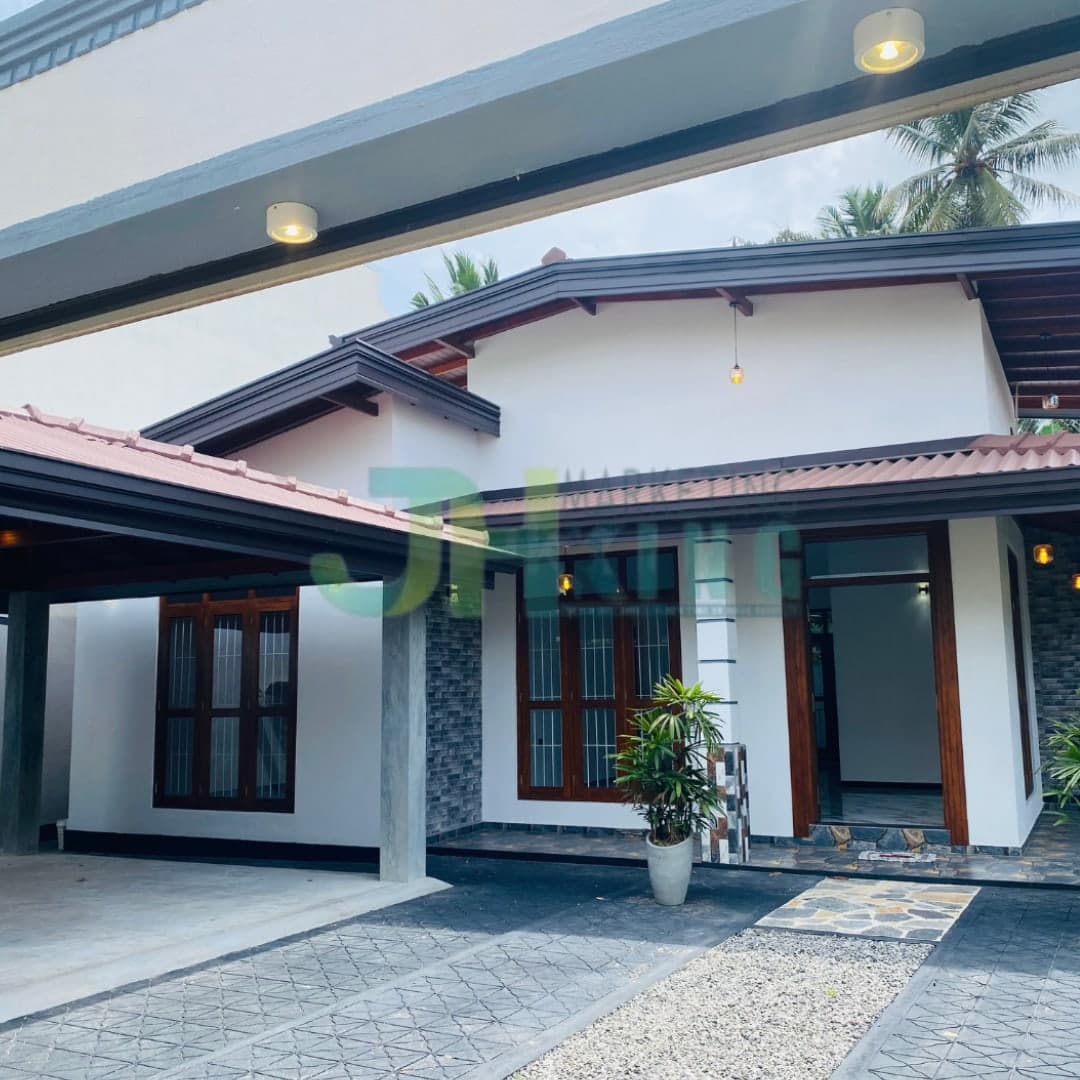 BRAND NEW LUXURY HOME FOR SALE – KADAWATHA exterior